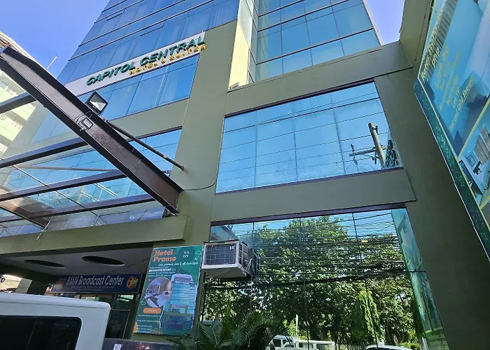 Hotel Capitol & Powered By Cocotel Cebu