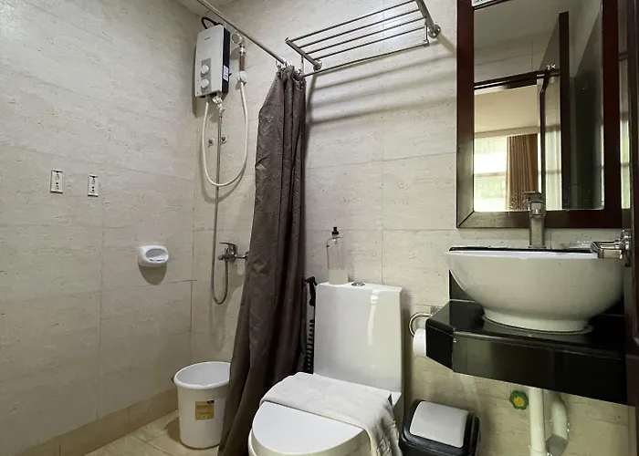 Capitol & Powered By Cocotel Hotell Cebu