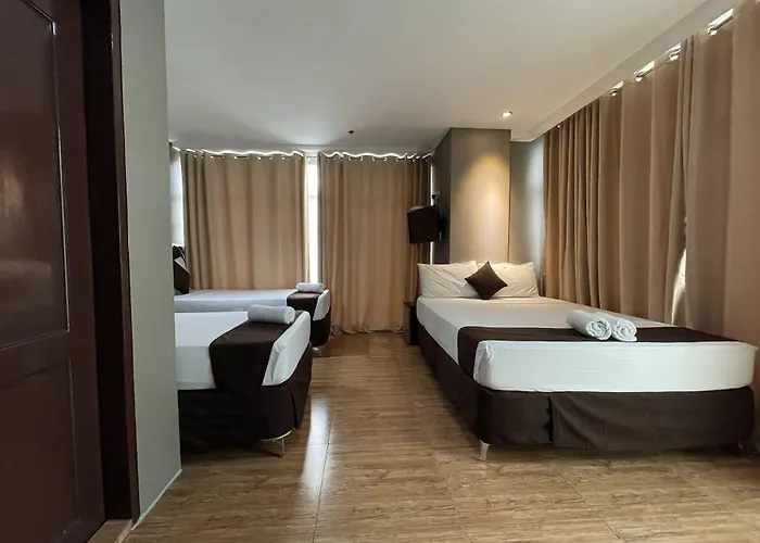 Capitol & Powered By Cocotel Hotel