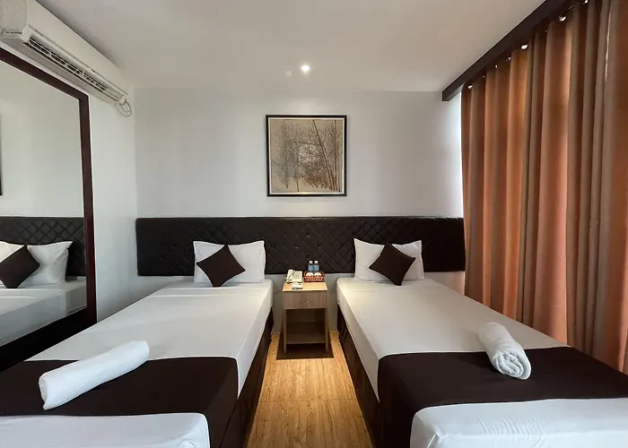 Capitol & Powered By Cocotel Hotel Cebu