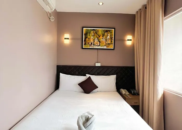 Capitol & Powered By Cocotel Hotel