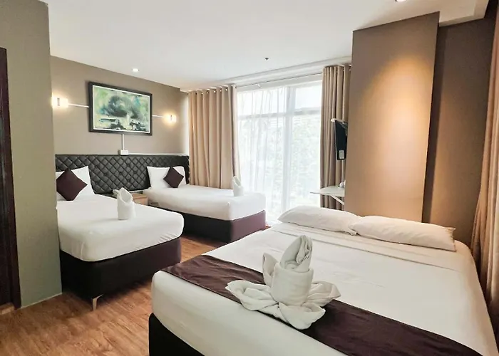 Capitol & Powered By Cocotel 3* Cebu
