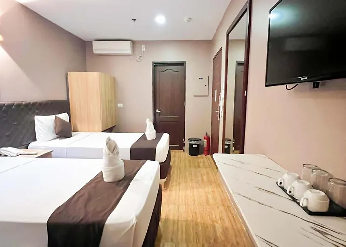 Capitol & Powered By Cocotel Hotel Cebu