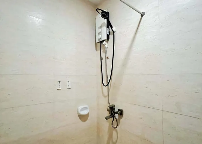 Hotel Capitol & Powered By Cocotel 3*