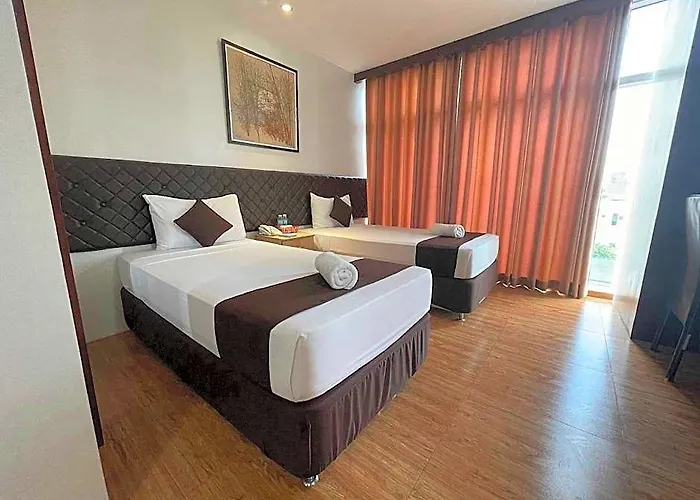 Capitol & Powered By Cocotel Hotel Cebu